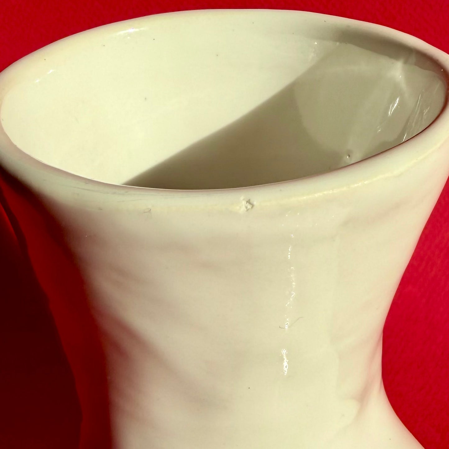 Vintage Trompe L'oeil Foot Vase / Raymor Italy 1960s