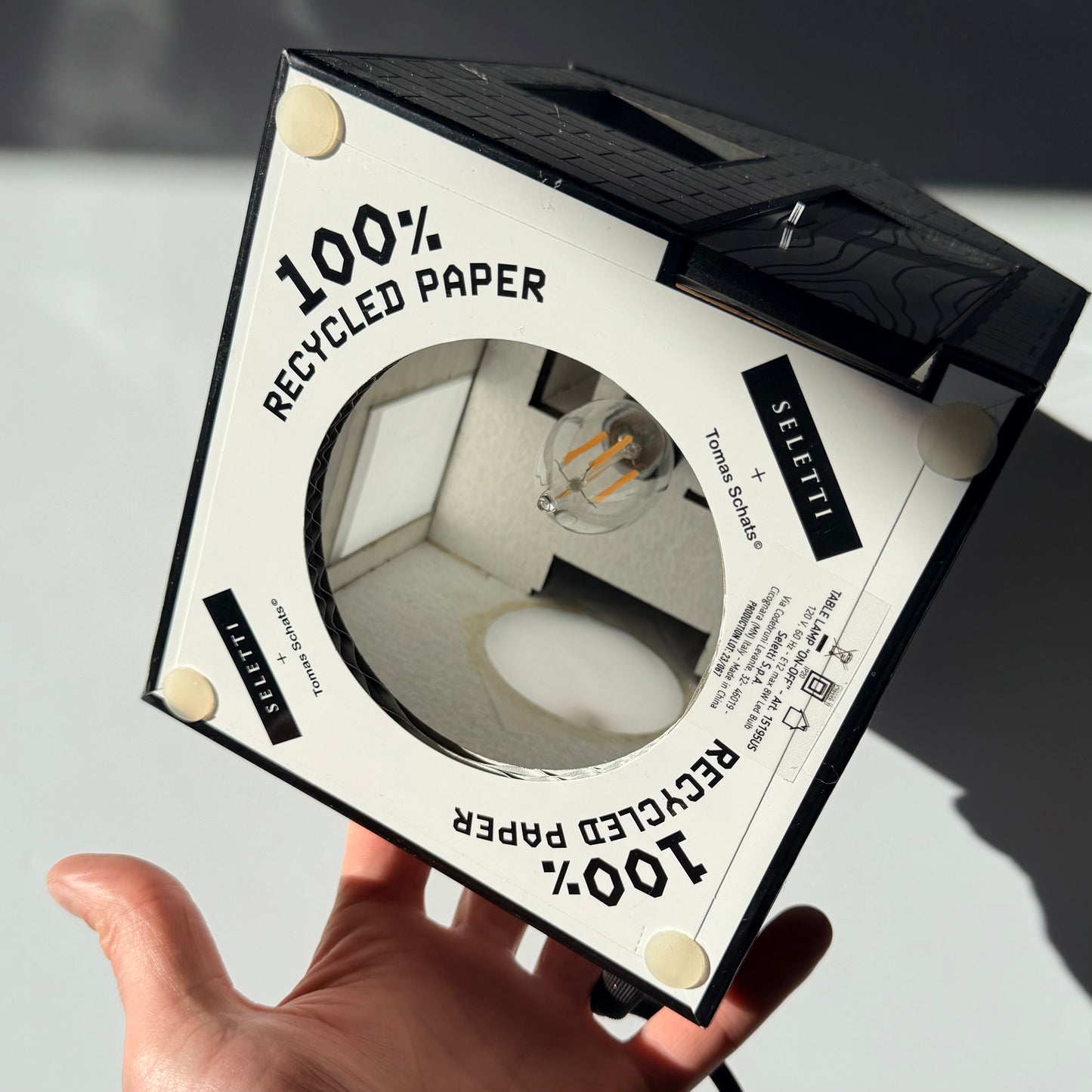 Tomas Schats 'On-Off Lamp' Seletti 2023