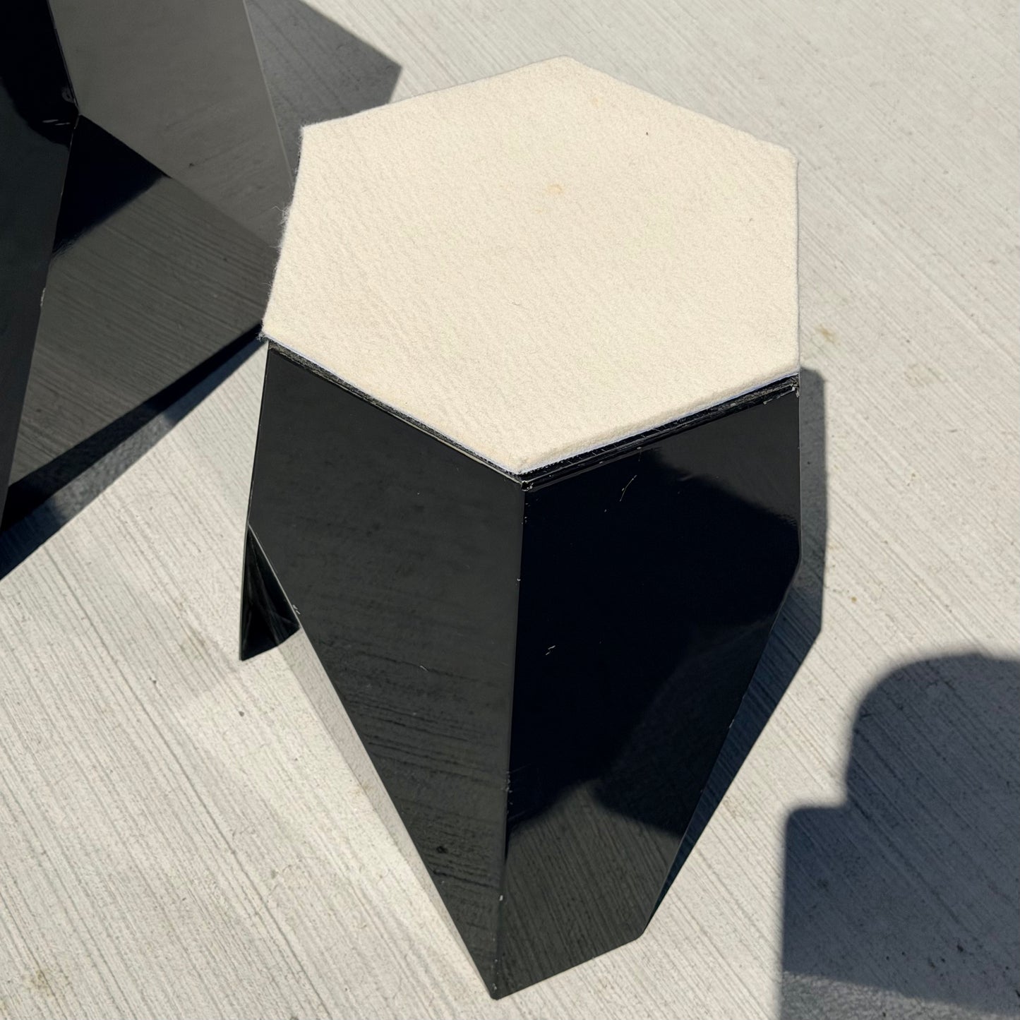 David Weeks 'Folha No. 516' Table / Stools 2014