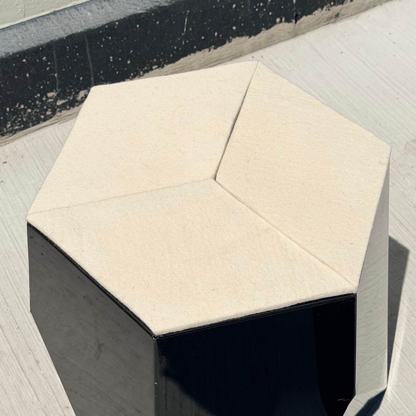 David Weeks 'Folha No. 516' Table / Stools 2014