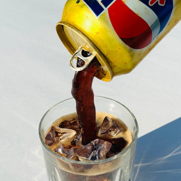 Vintage Frozen Moments Era Diet Pepsi Pour