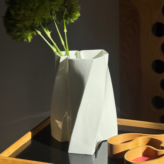 Frank Gehry 'Torque' Vase / Tiffany & Co 2005