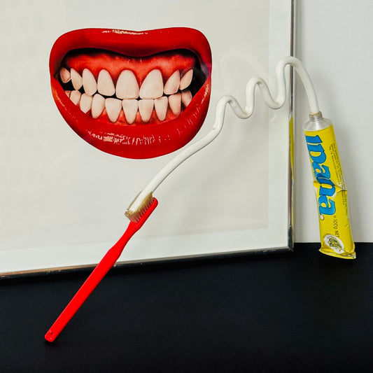 Scarce Vintage Frozen Moments Toothpaste Sculpture