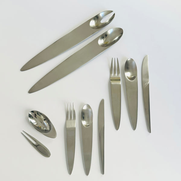 Deadstock Nedda El-Asmar 'Appetize' 12 Piece Lunch Size Flatware 2006