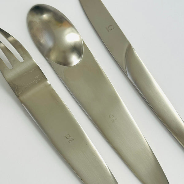 Deadstock Nedda El-Asmar 'Appetize' 12 Piece Dinner Size Flatware 2006