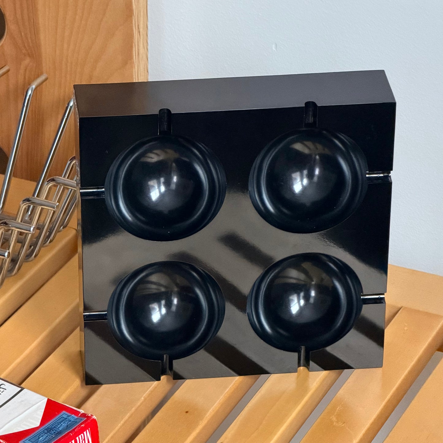 Vintage Giorgio Soavi Space Age Ashtray / Olivetti 1965