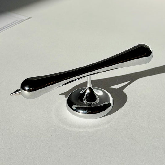 Deadstock Bone Float by Zero Japan Pen 2002