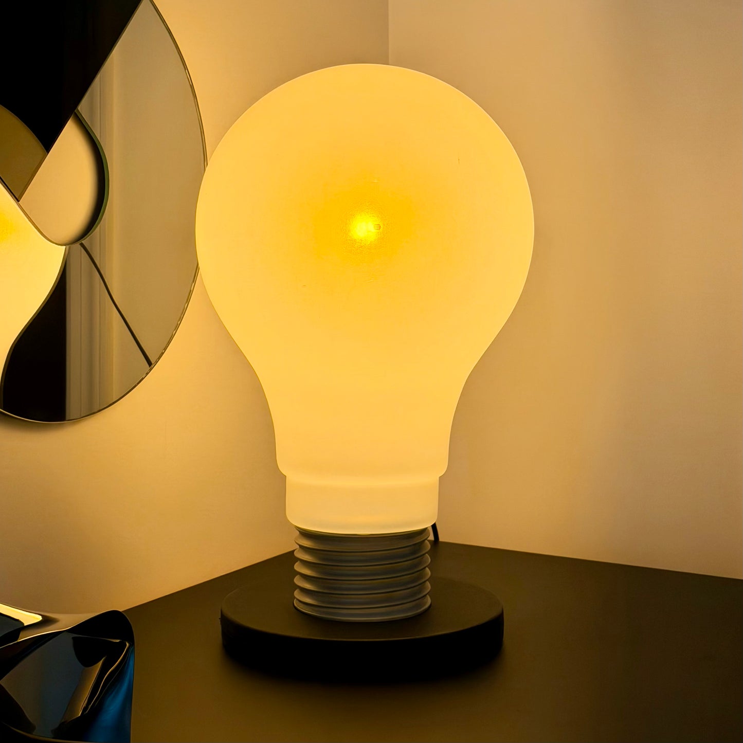 Vintage Giant Pop Art Lightbulb Lamp 1980s