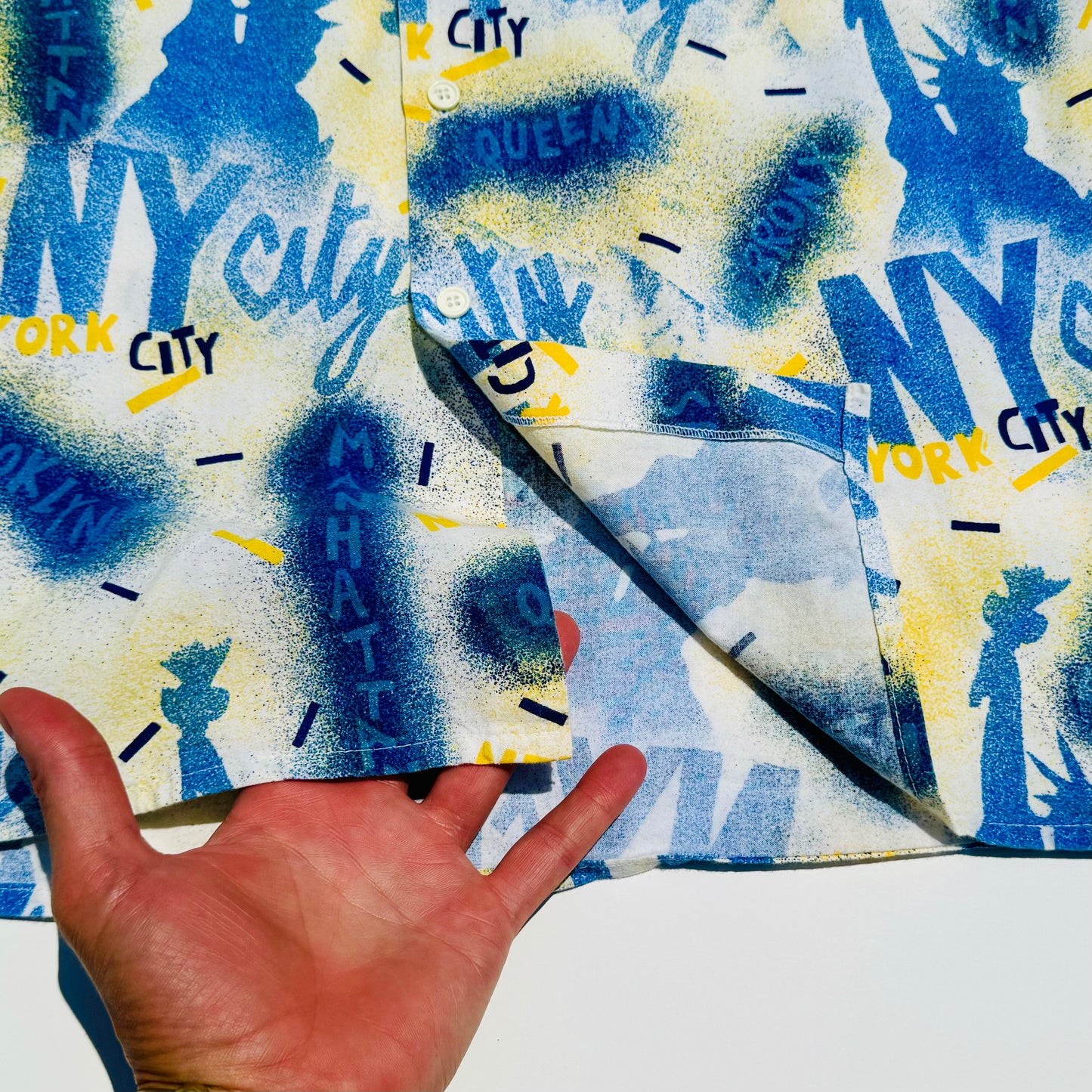 Vintage NYC Mega Graphic Short Sleeve Button Up Sz 40