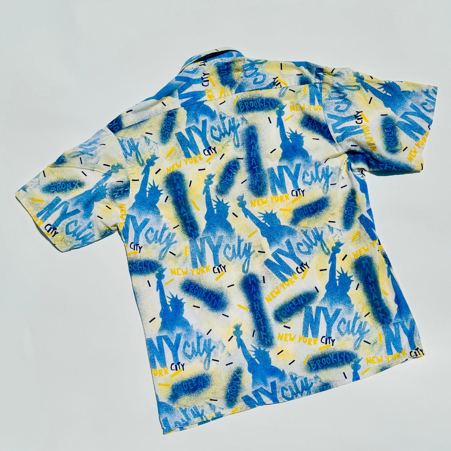 Vintage NYC Mega Graphic Short Sleeve Button Up Sz 40